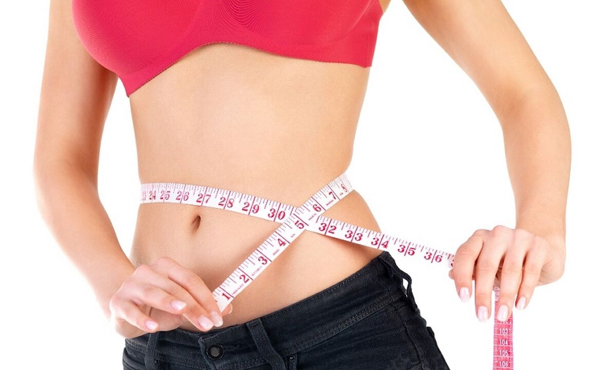 A circunferencia da cintura ao perder peso 10 kg ao mes